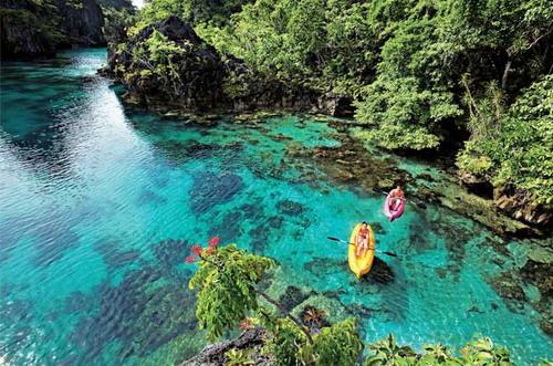 菲律賓巴拉望 碧海藍天下愛的永恒圖片