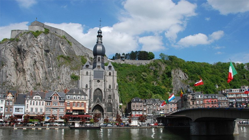 比利時迪南 薩克斯故鄉圖片